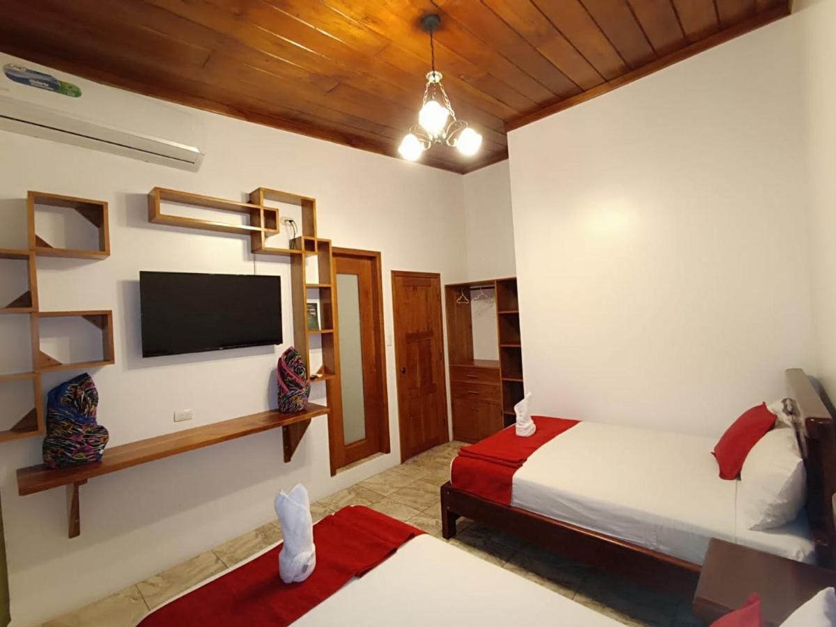 Hotel El Arco De Darwin
